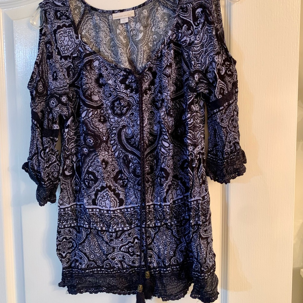 Westport 1962 Cold shoulder top